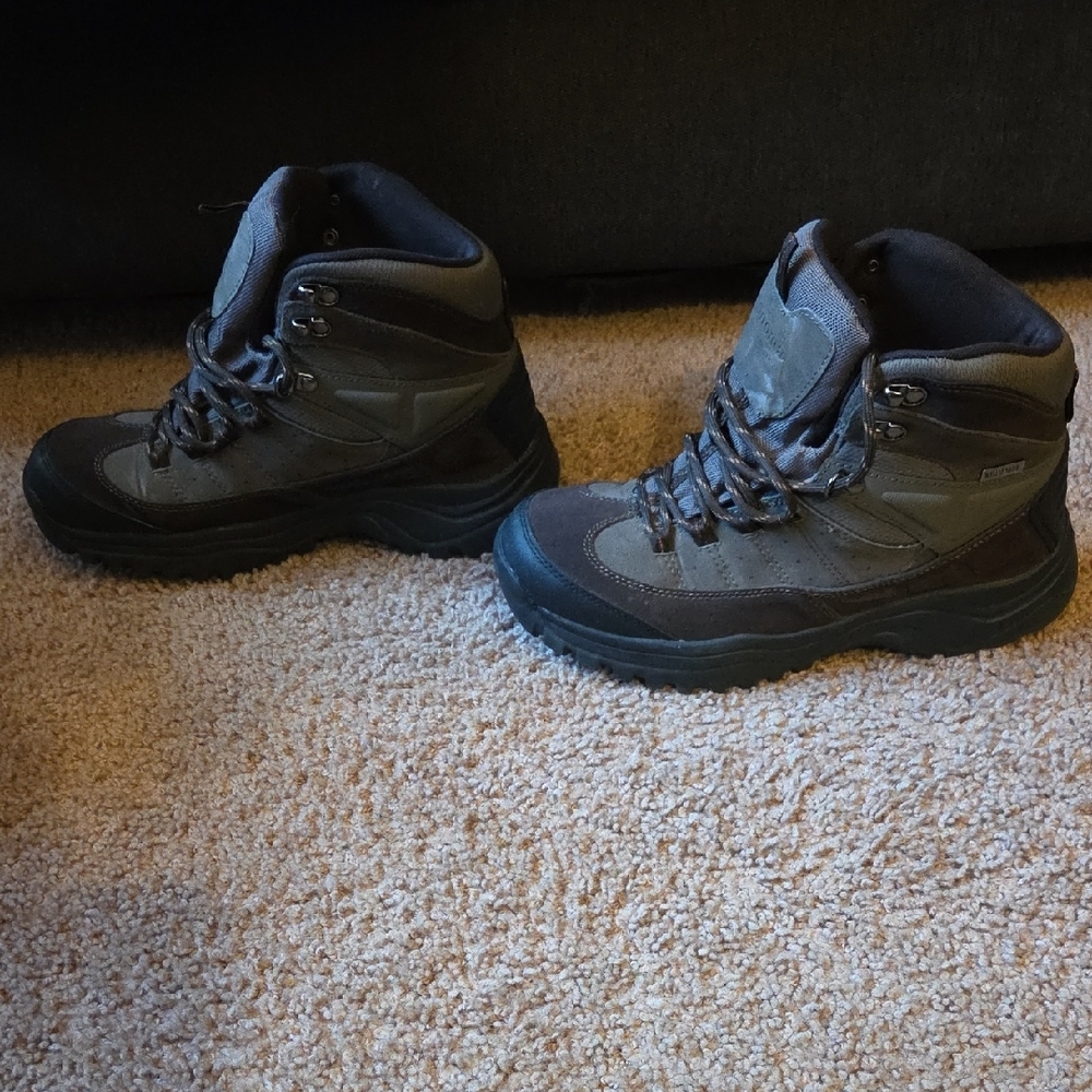 Sonoma Two-Tone Brown and Olive Lace-Up Hiking Boots - Picture 2 of 10